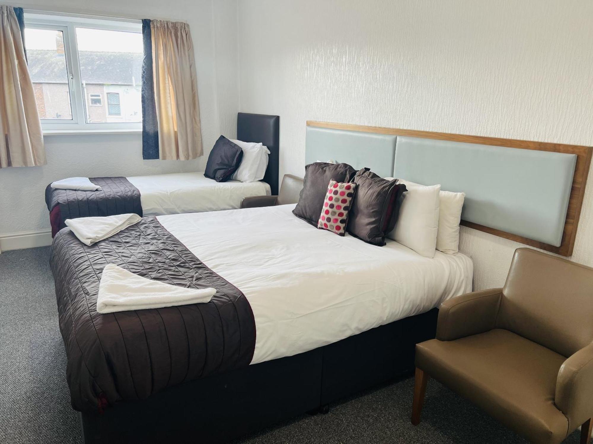 The Roadhouse Guest house *